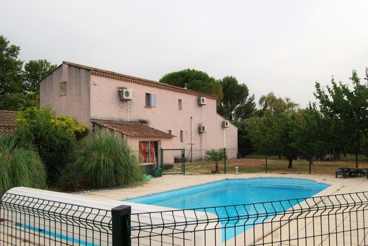 L'Oustau Dei Sol Apartamento Monteux Exterior foto